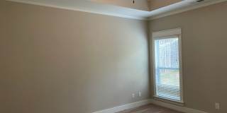 One level home with 2 Car Garage! Gallery 17