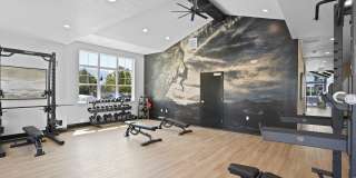 Viewpointe Gallery 18