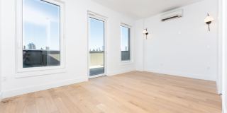 58 Vanderbilt Avenue Gallery 9