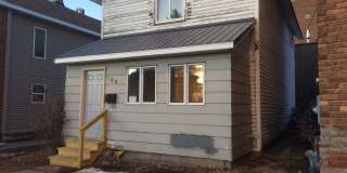 105 1st Avenue SW - Unit 105 1/2 (Upper) Gallery 1