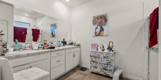 6545 NW Oaklawn Way Gallery 16