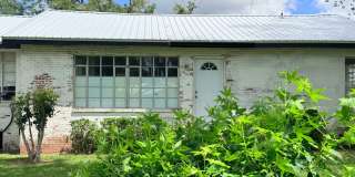 1 Bedroom 1 Bath Cottage Gallery 1
