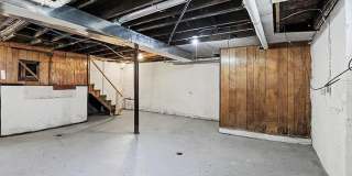 2733 Elmhurst Street Gallery 14
