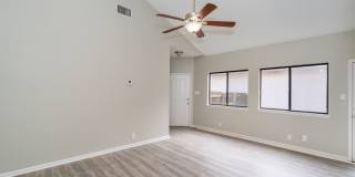 BEAUTIFULLY UPDATED 3-BEDROOM HOME IN TIMBER RIDGE Gallery 7