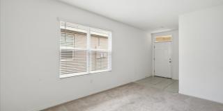 Beautiful 3 bedroom home Gallery 6