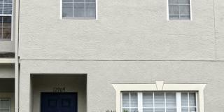 3b / 2.5ba  townhome in gated community Gallery 1