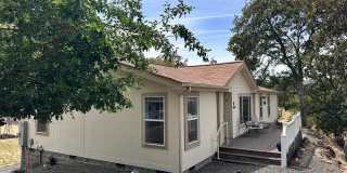 3 Bedrooms | 2 Bath Home in The Dalles, OR Gallery 1