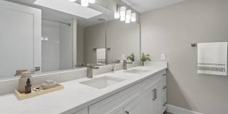 Ocean Edge Laguna Beach Gallery 103