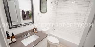 Beautifully Remodeled Apartment Home with Washer/Dryer in-Unit and Luxury Finishes! Gallery 26