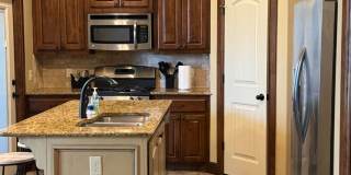 Beautiful Two Bedroom, Two Bathroom Home w/ Study for lease at The Enclave in NW Norman!! Beautiful Two Bedroom, Two Bathroom Home w/ Study for lease at The Enclave in NW Norman!! Gallery 8