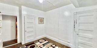 31 Thacher St. Gallery 7