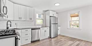 AVAILABLE JULY 1ST! ABSOLUTELY GORGEOUS & RENOVATED 2 bedroom in CASTLE SHANNON! Gallery 9