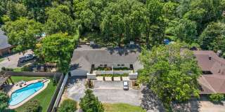 Totally renovated open concept with vaulted ceilings Gallery 1