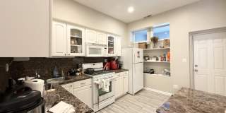 1970 W Huron Gallery 10