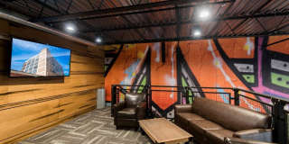 600 N BROAD Street Gallery 14