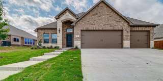 327 Sweetspire Drive Gallery 1