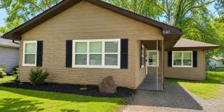Nice 3BD/1.5BA Gallery 1