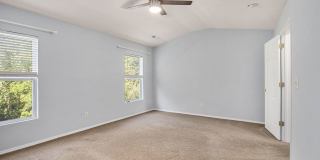 Beautifully Updated 3BR/3BA Coastal Townhome in Prime Location! Gallery 20