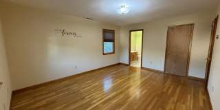 50 Lincoln Avenue Gallery 14