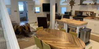 1836 Parkway Gallery 9