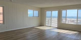 Surfside Colony Gated Community - Tri-Level Beachfront | 4Bd/2.5Ba | Ocean Views Gallery 8