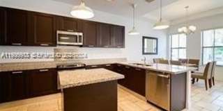 8375 NW 51st Ter Gallery 10