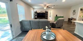 Private 3BR Home on Oversized Fenced Lot with No HOA Gallery 10