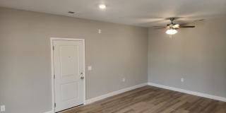 2 Bed 2 Bath Gallery 14