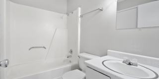 Leavitt Park Apartments - Building 1014 Gallery 8