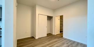 725 W Pratt Gallery 87