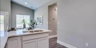 Modern 4 Bedroom Home in Falcon Falls Near Heights High School Gallery 20