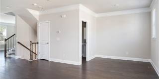 1758 Samantha Bend Gallery 12