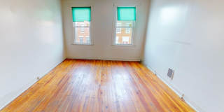 Wonderful Row Home on a Quiet Street Gallery 11