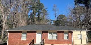 3 Bed, 1 bath in Decatur! Gallery 1