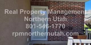 Lovely 2 Bedroom Townhome in Harrisville Available!! Gallery 3