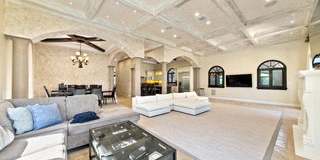 458 Flores Street Gallery 3