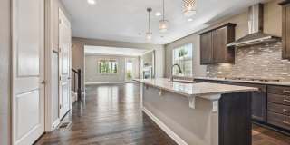 6 Bedroom Single Family in Lafayette Gallery 5