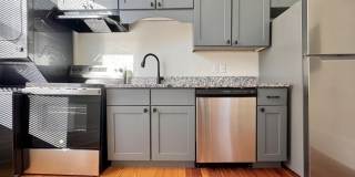 325 W 6th Street unit: 1 Gallery 11
