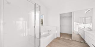 6766 Royal Crest Court Gallery 20
