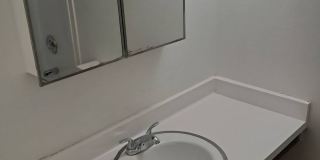 8836eN95thM Gallery 13