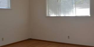 Spacious newly updated Pittsburg 3/1.5 home Gallery 18