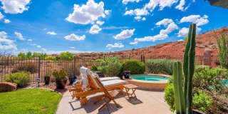 Beautiful 5 Bedroom Home- One Level and Private Pool Gallery 46