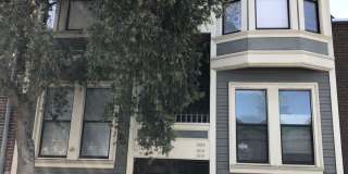 Bright & Spacious One Bedroom, Recently Renovated, W&D in Unit.  Available Now! Gallery 3