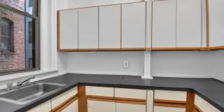 1115 MASSACHUSETTS Avenue NW Gallery 22