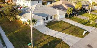 419 Southwest 4th Street Gallery 4