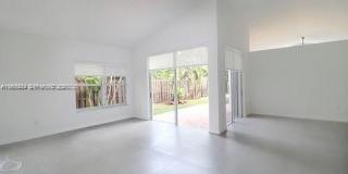 10889 NW 58th Ter Gallery 12