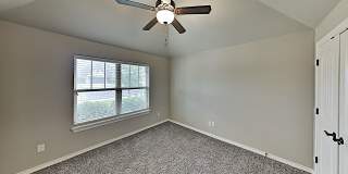 4 Bedroom 2 Bathroom Home in East Edmond with 3 Car Garage - Edmond Schools Gallery 21