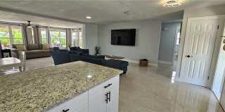 251 SE 46th Street Gallery 22