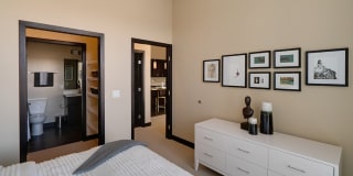 One Southdale Place Gallery 16