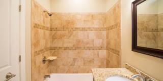 Contemporary Three Bedroom Home in Point Breeze Gallery 24
